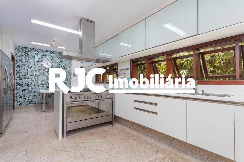 Conheça Casa no Malibu - 24 do imóvel - Casa em Condomínio 4 quartos à venda Barra da Tijuca, Rio de Janeiro - R$ 12.000.000 - MBCN40017 - 19 Casa no Malibu - 24 - Casa em Condomínio 4 quartos à venda Barra da Tijuca, Rio de Janeiro - R$ 12.000.000 - MBCN40017 - 19