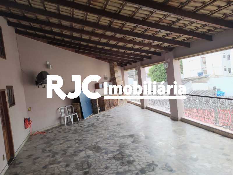 Conheça 21 TERRAÇÃO 3º PISO. do imóvel - Casa de Vila 4 quartos à venda Maracanã, Rio de Janeiro - R$ 1.930.000 - MBCV40070 - 22 21 TERRAÇÃO 3º PISO. - Casa de Vila 4 quartos à venda Maracanã, Rio de Janeiro - R$ 1.930.000 - MBCV40070 - 22
