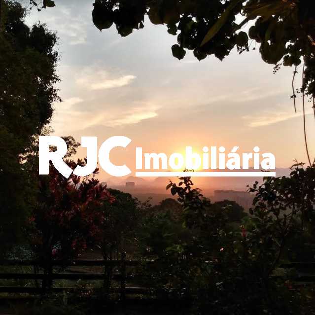 Conheça 1 do imóvel - Casa em Condomínio 4 quartos à venda Itanhangá, Rio de Janeiro - R$ 900.000 - MBCN40019 - 1 1 - Casa em Condomínio 4 quartos à venda Itanhangá, Rio de Janeiro - R$ 900.000 - MBCN40019 - 1
