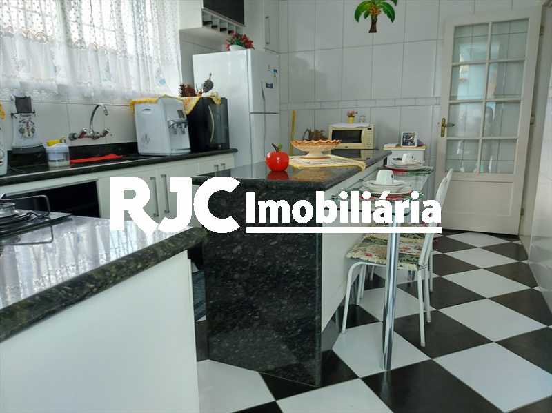 20210505_140555 - Casa 6 quartos à venda Vila Isabel, Rio de Janeiro - R$ 1.500.000 - MBCA60024 - 25