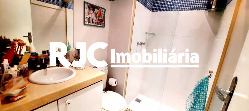 13  Banheiro Suíte - Apartamento à venda Estrada Pau-Ferro,Pechincha, Rio de Janeiro - R$ 400.000 - MBAP33567 - 14