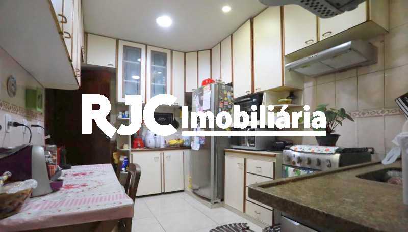 Conheça 14 do imóvel - Casa de Vila à venda Rua Desembargador Izidro,Tijuca, Rio de Janeiro - R$ 1.700.000 - MBCV30176 - 16 14 - Casa de Vila à venda Rua Desembargador Izidro,Tijuca, Rio de Janeiro - R$ 1.700.000 - MBCV30176 - 16