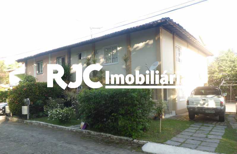 Conheça 01 do imóvel - Casa em Condomínio à venda Avenida Lúcio Costa,Barra da Tijuca, Rio de Janeiro - R$ 2.310.000 - MBCN30038 - 1 01 - Casa em Condomínio à venda Avenida Lúcio Costa,Barra da Tijuca, Rio de Janeiro - R$ 2.310.000 - MBCN30038 - 1