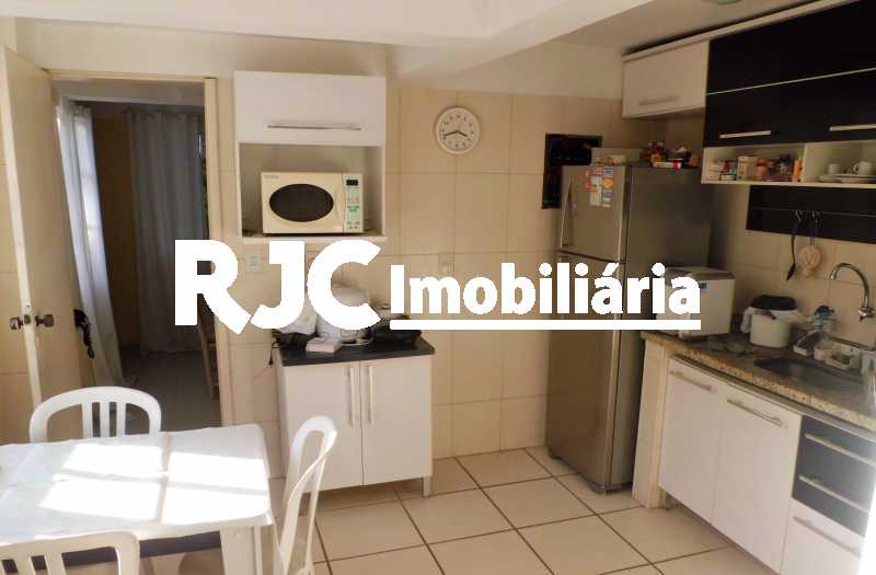 Conheça 15 do imóvel - Casa em Condomínio à venda Avenida Lúcio Costa,Barra da Tijuca, Rio de Janeiro - R$ 2.310.000 - MBCN30038 - 15 15 - Casa em Condomínio à venda Avenida Lúcio Costa,Barra da Tijuca, Rio de Janeiro - R$ 2.310.000 - MBCN30038 - 15