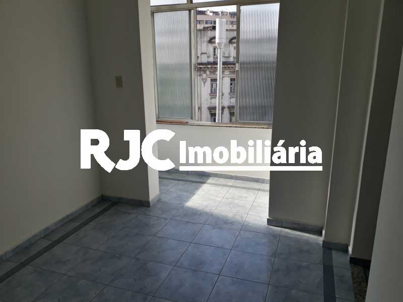 Conheça 03 do imóvel - Apartamento à venda Avenida Mem de Sá,Centro, Rio de Janeiro - R$ 250.000 - MBAP11040 - 5 03 - Apartamento à venda Avenida Mem de Sá,Centro, Rio de Janeiro - R$ 250.000 - MBAP11040 - 5