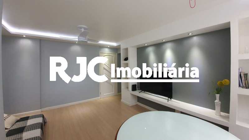 01. - Apartamento à venda Rua Joaquim Palhares,Praça da Bandeira, Rio de Janeiro - R$ 300.000 - MBAP25937 - 1