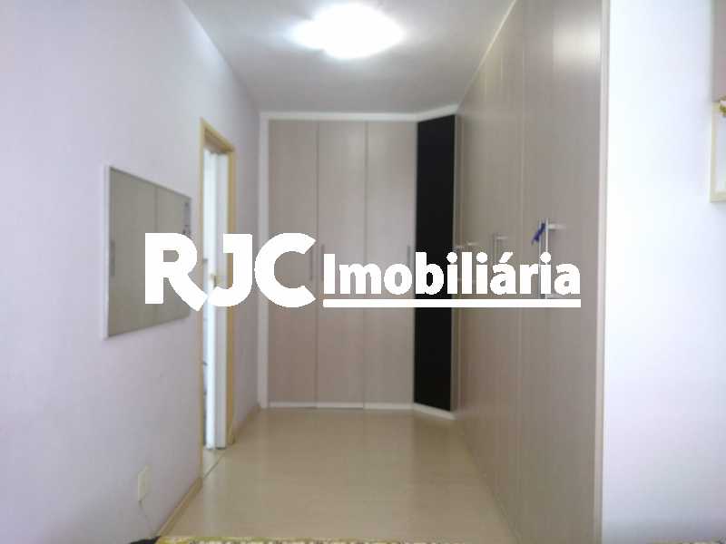 Conheça P_20211215_100315 do imóvel - Apartamento à venda Rua Pedro Américo,Catete, Rio de Janeiro - R$ 490.000 - MBAP11076 - 17 P_20211215_100315 - Apartamento à venda Rua Pedro Américo,Catete, Rio de Janeiro - R$ 490.000 - MBAP11076 - 17