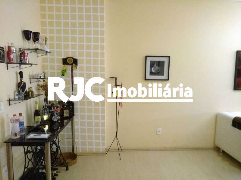 Conheça P_20211215_101540 do imóvel - Apartamento à venda Rua Pedro Américo,Catete, Rio de Janeiro - R$ 490.000 - MBAP11076 - 10 P_20211215_101540 - Apartamento à venda Rua Pedro Américo,Catete, Rio de Janeiro - R$ 490.000 - MBAP11076 - 10