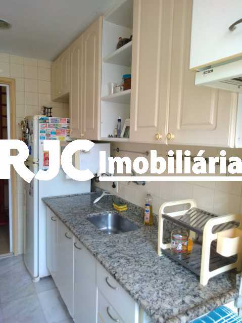 Conheça P_20211215_101812 do imóvel - Apartamento à venda Rua Pedro Américo,Catete, Rio de Janeiro - R$ 490.000 - MBAP11076 - 27 P_20211215_101812 - Apartamento à venda Rua Pedro Américo,Catete, Rio de Janeiro - R$ 490.000 - MBAP11076 - 27
