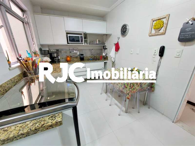 15 - Apartamento à venda Rua Miguel de Frias,Icaraí, Niterói - R$ 1.100.000 - MBAP33874 - 16