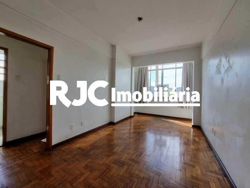 01 - Apartamento à venda Praça da Bandeira, Praça da Bandeira, Rio de Janeiro - R$ 295.000 - MBAP11093 - 1