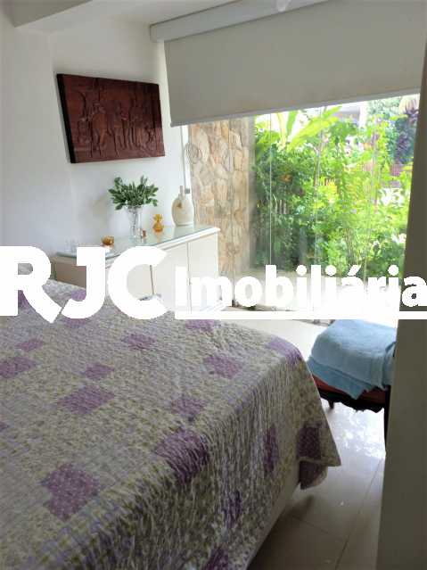 15 - Casa em Condomínio à venda Avenida Lúcio Costa,Barra da Tijuca, Rio de Janeiro - R$ 2.800.000 - MBCN40025 - 9