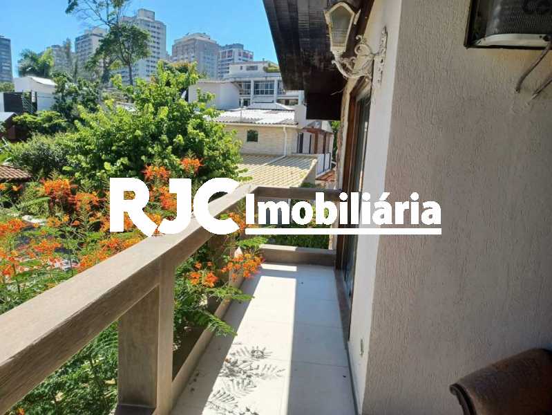 20.1 - Casa em Condomínio à venda Avenida Lúcio Costa,Barra da Tijuca, Rio de Janeiro - R$ 2.800.000 - MBCN40025 - 15