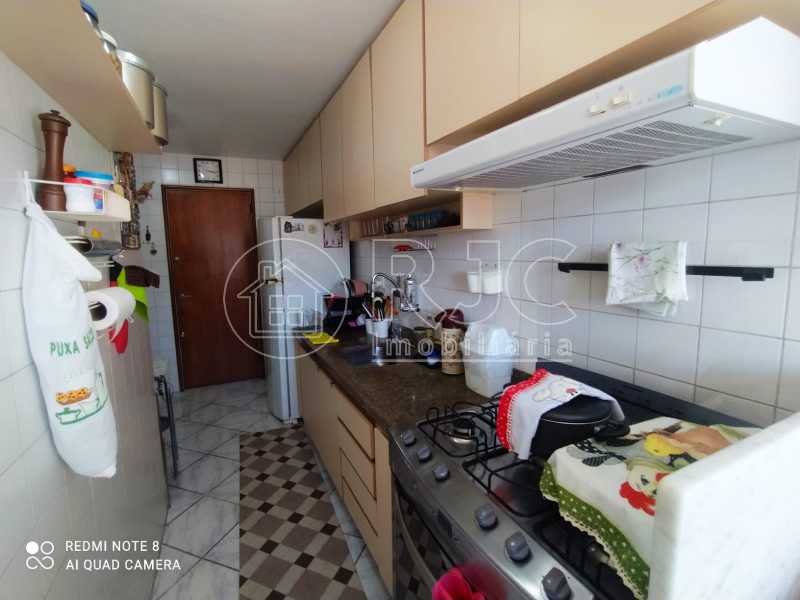 14. - Apartamento à venda Rua Lins de Vasconcelos,Lins de Vasconcelos, Rio de Janeiro - R$ 300.000 - MBAP26296 - 15