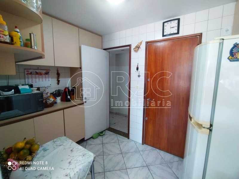 15. - Apartamento à venda Rua Lins de Vasconcelos,Lins de Vasconcelos, Rio de Janeiro - R$ 300.000 - MBAP26296 - 16