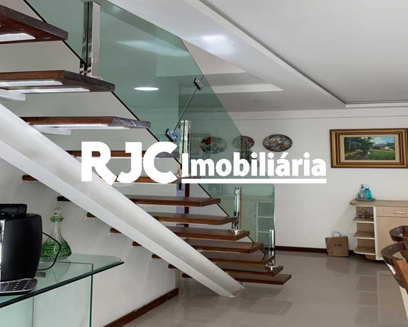 Conheça 13. do imóvel - Cobertura à venda Rua Emília Sampaio, Vila Isabel, Rio de Janeiro - R$ 680.000 - MBCO30422 - 14 13. - Cobertura à venda Rua Emília Sampaio, Vila Isabel, Rio de Janeiro - R$ 680.000 - MBCO30422 - 14