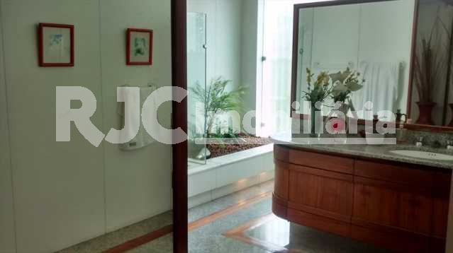 Conheça FOTO 18 do imóvel - Casa 4 quartos à venda Alto da Boa Vista, Rio de Janeiro - R$ 3.000.000 - MBCA40067 - 18 FOTO 18 - Casa 4 quartos à venda Alto da Boa Vista, Rio de Janeiro - R$ 3.000.000 - MBCA40067 - 18