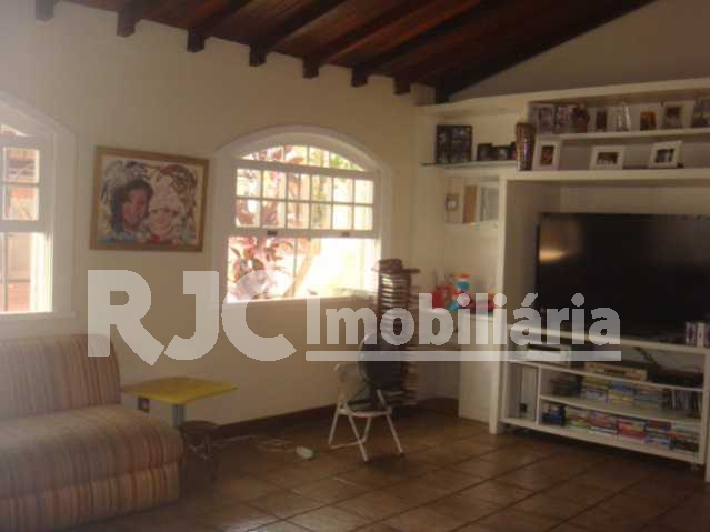 Conheça Sala TV do imóvel - Casa em Condomínio 6 quartos à venda Recreio dos Bandeirantes, Rio de Janeiro - R$ 5.000.000 - MBCN60001 - 10 Sala TV - Casa em Condomínio 6 quartos à venda Recreio dos Bandeirantes, Rio de Janeiro - R$ 5.000.000 - MBCN60001 - 10