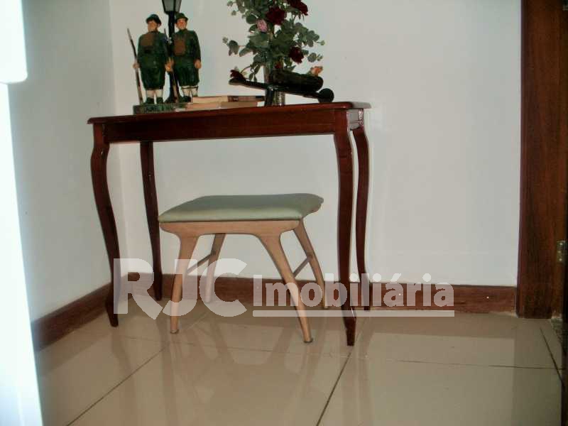 Conheça 4.5 Hall do imóvel - Casa 3 quartos à venda Tijuca, Rio de Janeiro - R$ 899.000 - MBCA30069 - 12 4.5 Hall - Casa 3 quartos à venda Tijuca, Rio de Janeiro - R$ 899.000 - MBCA30069 - 12
