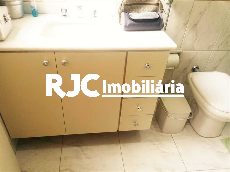 Conheça FOTO 9 do imóvel - Casa à venda Estrada Velha da Tijuca,Alto da Boa Vista, Rio de Janeiro - R$ 900.000 - MBCA40087 - 10 FOTO 9 - Casa à venda Estrada Velha da Tijuca,Alto da Boa Vista, Rio de Janeiro - R$ 900.000 - MBCA40087 - 10