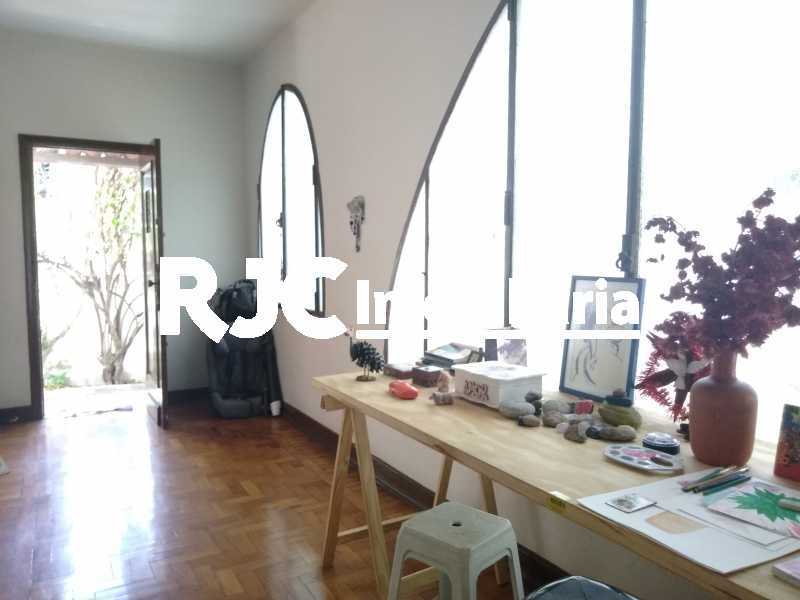 Conheça P_20210211_105711 do imóvel - Casa 5 quartos à venda Grajaú, Rio de Janeiro - R$ 1.130.000 - MBCA50046 - 9 P_20210211_105711 - Casa 5 quartos à venda Grajaú, Rio de Janeiro - R$ 1.130.000 - MBCA50046 - 9