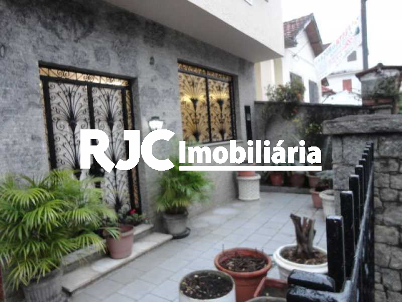 DSC06669 - Casa 4 quartos à venda Grajaú, Rio de Janeiro - R$ 900.000 - MBCA40111 - 1