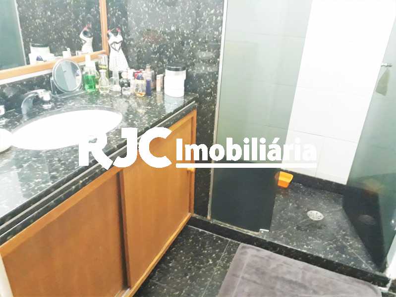 Conheça FOTO 11 do imóvel - Apartamento 4 quartos à venda Leblon, Rio de Janeiro - R$ 2.000.000 - MBAP40356 - 12 FOTO 11 - Apartamento 4 quartos à venda Leblon, Rio de Janeiro - R$ 2.000.000 - MBAP40356 - 12