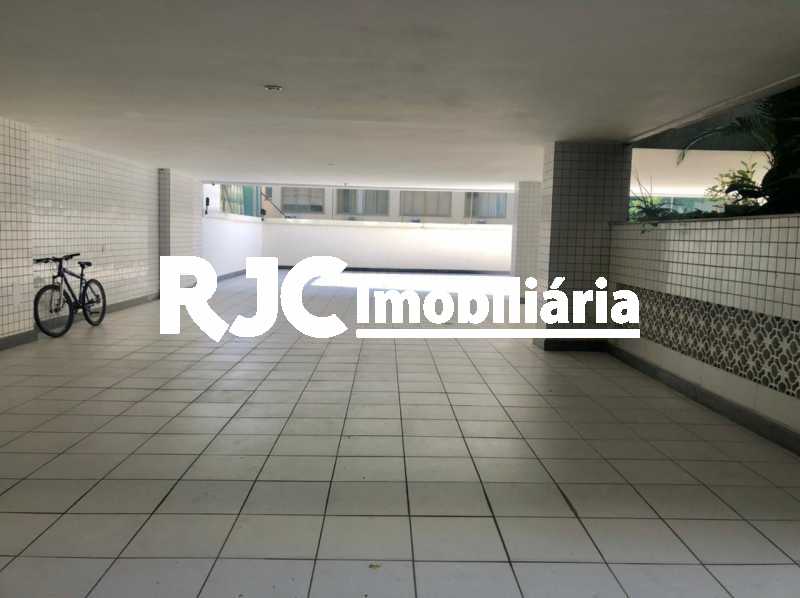 Conheça IMG-20210506-WA0011 do imóvel - Apartamento 4 quartos à venda Barra da Tijuca, Rio de Janeiro - R$ 4.800.000 - MBAP40359 - 31 IMG-20210506-WA0011 - Apartamento 4 quartos à venda Barra da Tijuca, Rio de Janeiro - R$ 4.800.000 - MBAP40359 - 31