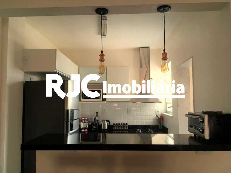 Conheça 2. do imóvel - Apartamento 2 quartos à venda Grajaú, Rio de Janeiro - R$ 400.000 - MBAP23869 - 5 2. - Apartamento 2 quartos à venda Grajaú, Rio de Janeiro - R$ 400.000 - MBAP23869 - 5