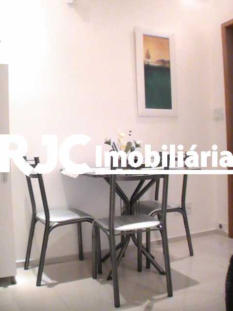 Conheça 3-A 2 do imóvel - Apartamento 1 quarto à venda Copacabana, Rio de Janeiro - R$ 400.000 - MBAP10735 - 5 3-A 2 - Apartamento 1 quarto à venda Copacabana, Rio de Janeiro - R$ 400.000 - MBAP10735 - 5