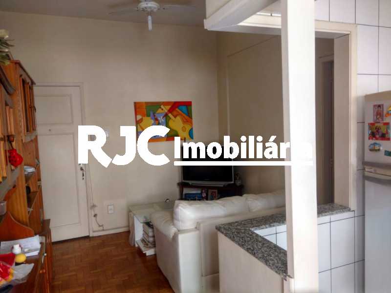 Conheça 3 Sala do imóvel - Apartamento 1 quarto à venda Tijuca, Rio de Janeiro - R$ 265.000 - MBAP10812 - 4 3 Sala - Apartamento 1 quarto à venda Tijuca, Rio de Janeiro - R$ 265.000 - MBAP10812 - 4