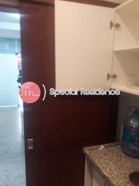 Conheça Sala Comercial 9. do imóvel - Apartamento para alugar Barra da Tijuca, Rio de Janeiro - R$ 900 - LOC700047 - 18 Sala Comercial 9. - Apartamento para alugar Barra da Tijuca, Rio de Janeiro - R$ 900 - LOC700047 - 18
