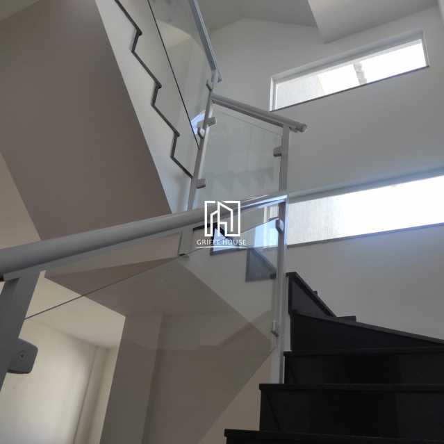 Escada para 2 e 3 pavimento - Casa em Condomínio 4 quartos para venda e aluguel Rio de Janeiro,RJ - R$ 1.790.000 - GHCN40154 - 11