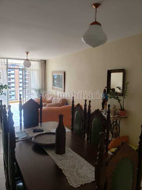 Apartamento à venda com 3 quartos, 103m² - Foto 2