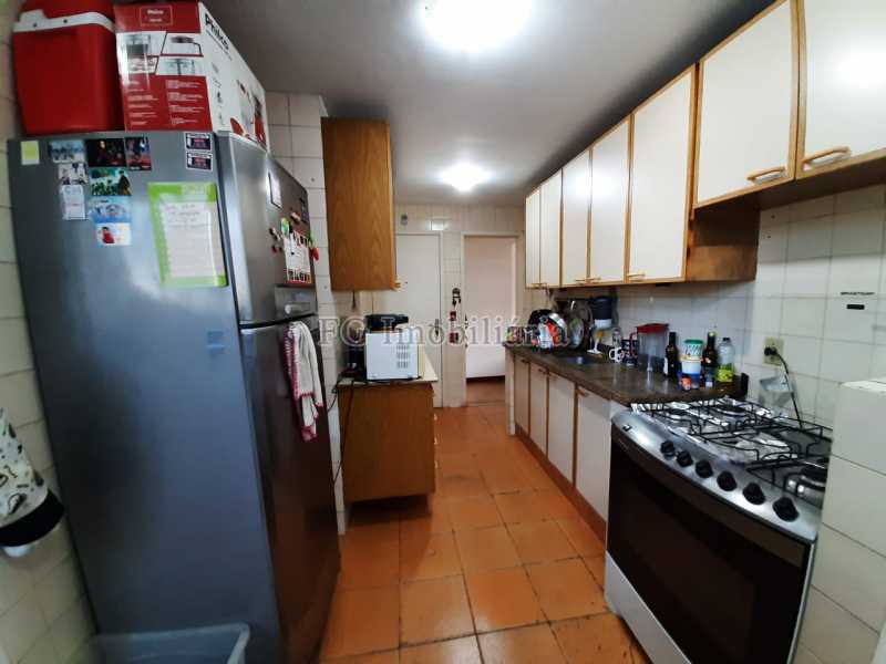 Apartamento à venda com 2 quartos, 85m² - Foto 20