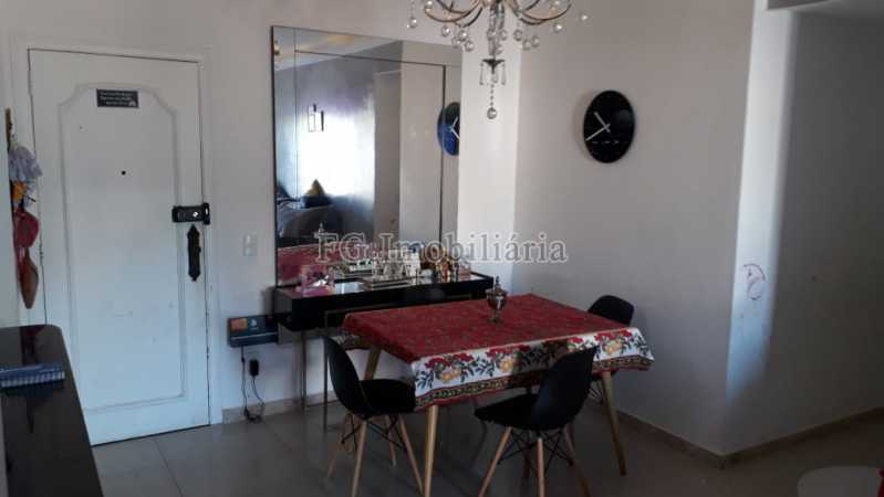 Apartamento à venda com 2 quartos, 90m² - Foto 2