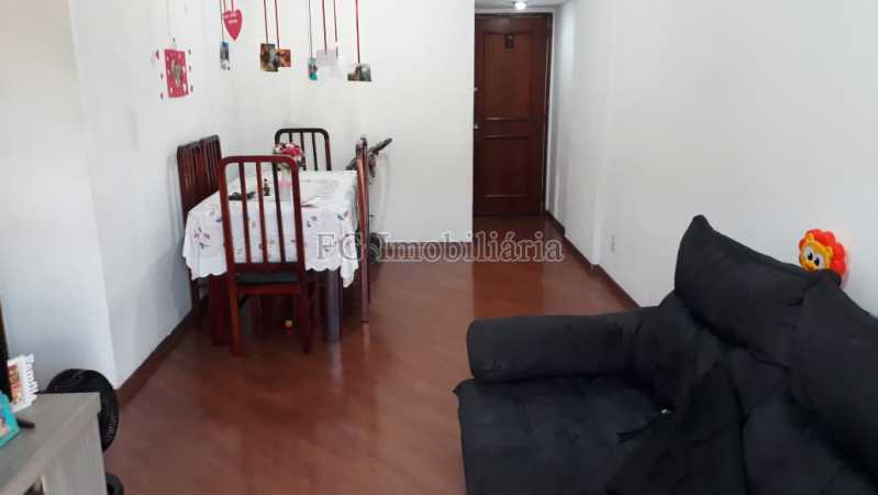 Apartamento à venda com 2 quartos, 76m² - Foto 2