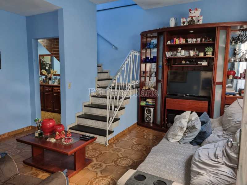 Casa de Vila à venda com 3 quartos, 134m² - Foto 2