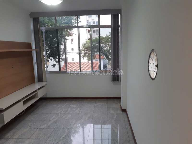 Apartamento à venda com 2 quartos, 72m² - Foto 1