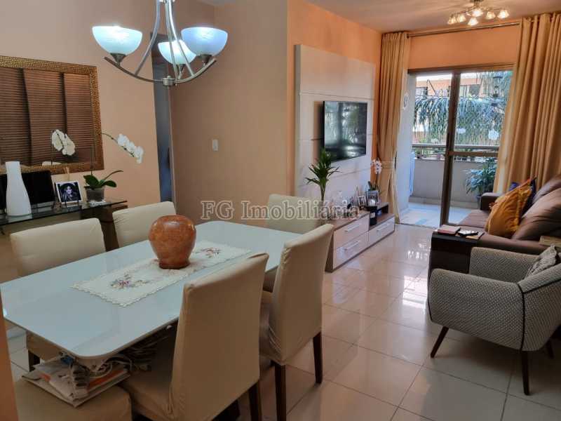 Apartamento à venda com 3 quartos, 82m² - Foto 2