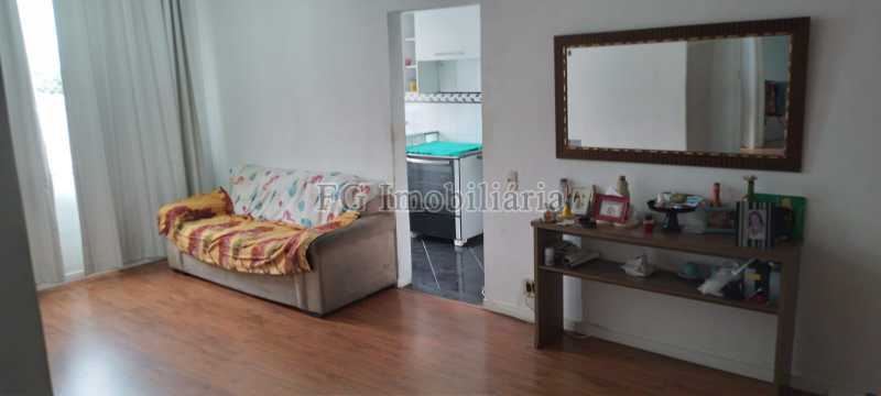 Apartamento à venda com 2 quartos, 64m² - Foto 2