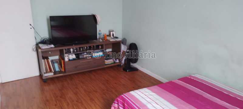 Apartamento à venda com 2 quartos, 64m² - Foto 15