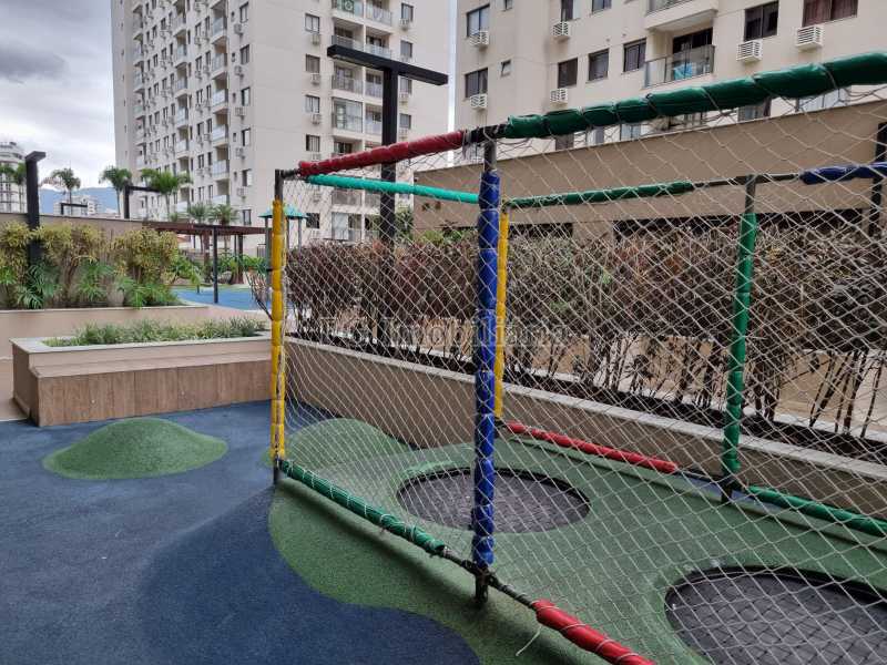 Apartamento à venda com 2 quartos, 65m² - Foto 22