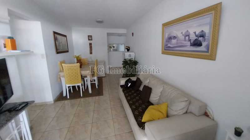 Apartamento à venda com 3 quartos, 85m² - Foto 2