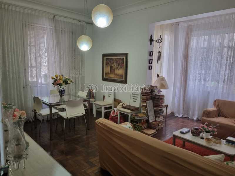 Apartamento à venda com 3 quartos, 104m² - Foto 1