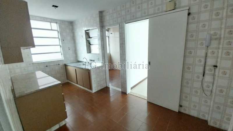 Apartamento à venda com 3 quartos, 110m² - Foto 23