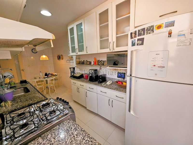 Apartamento à venda com 3 quartos, 136m² - Foto 25