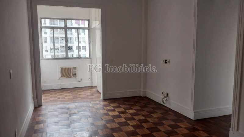 Apartamento à venda com 2 quartos, 75m² - Foto 3