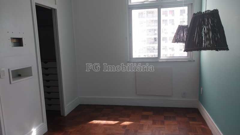 Apartamento à venda com 2 quartos, 75m² - Foto 17