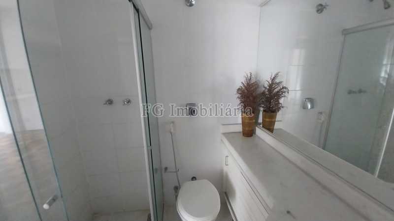 Apartamento à venda com 2 quartos, 75m² - Foto 26